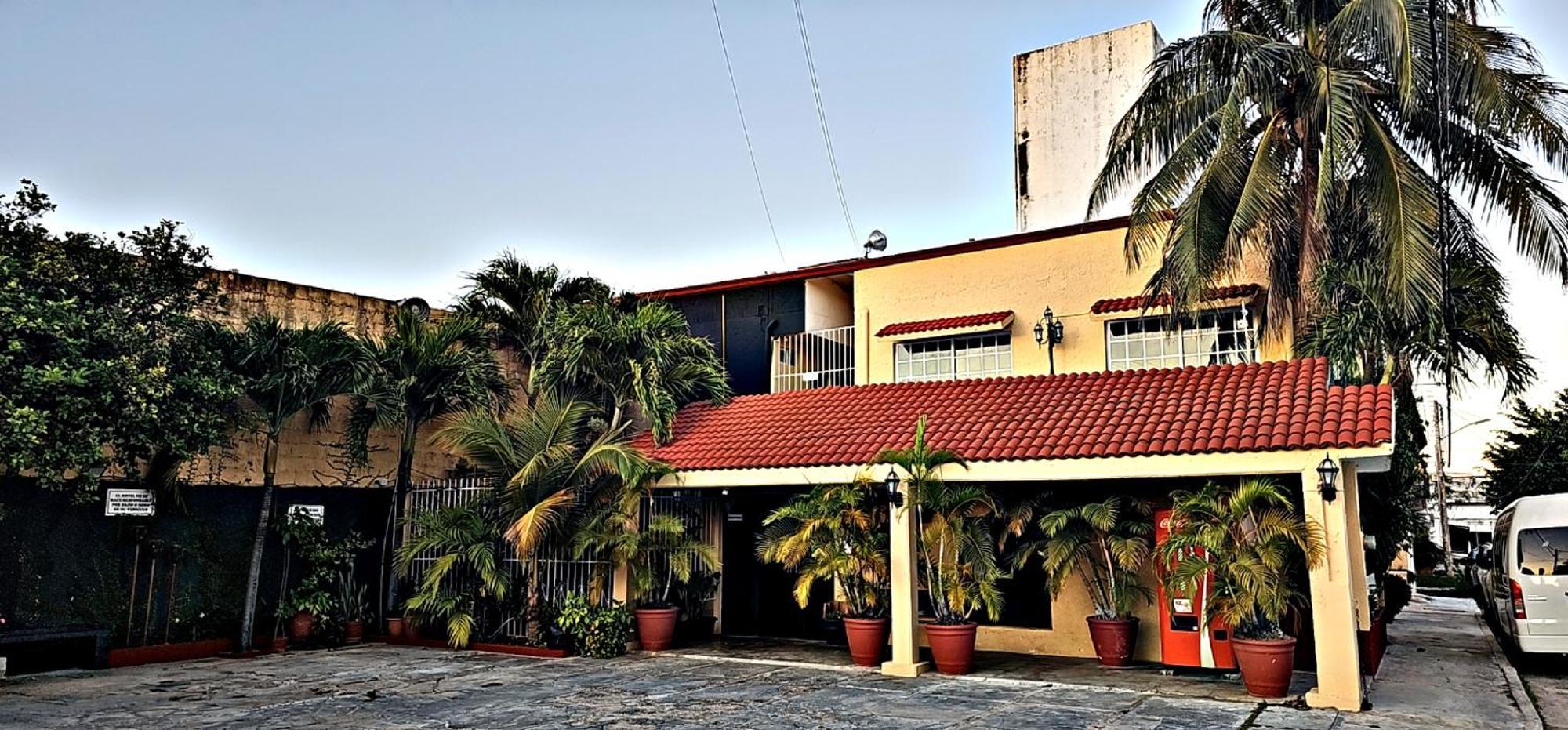 Hotel Posada Marcas Cancún Exterior foto
