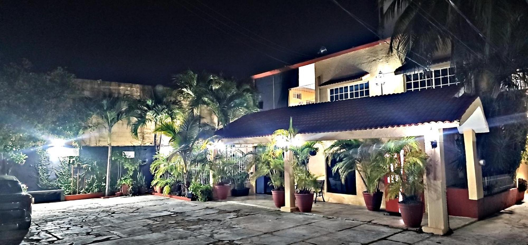 Hotel Posada Marcas Cancún Exterior foto